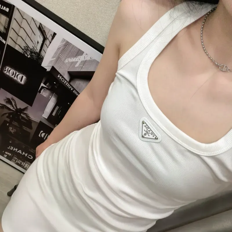 『フリーサイズ』存在感 元気いっぱい シンプル ノースリープ Uネック ワンピース