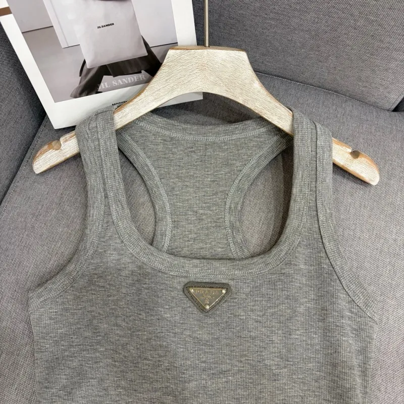 『フリーサイズ』存在感 元気いっぱい シンプル ノースリープ Uネック ワンピース