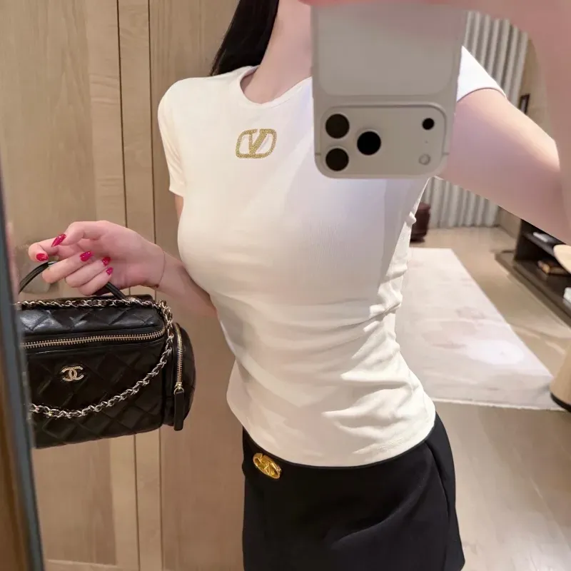 『S-L』単品注文 好感度100％ 質感のいい モード 刺繍 半袖 Ｔシャツ/ショートパンツ