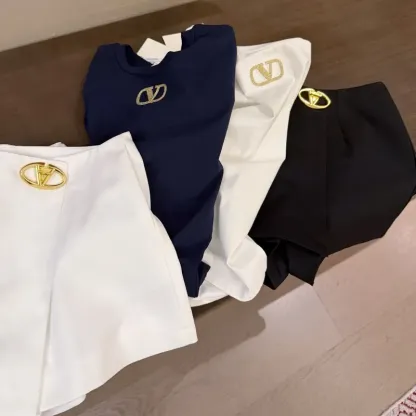 『S-L』単品注文 好感度100％ 質感のいい モード 刺繍 半袖 Ｔシャツ/ショートパンツ