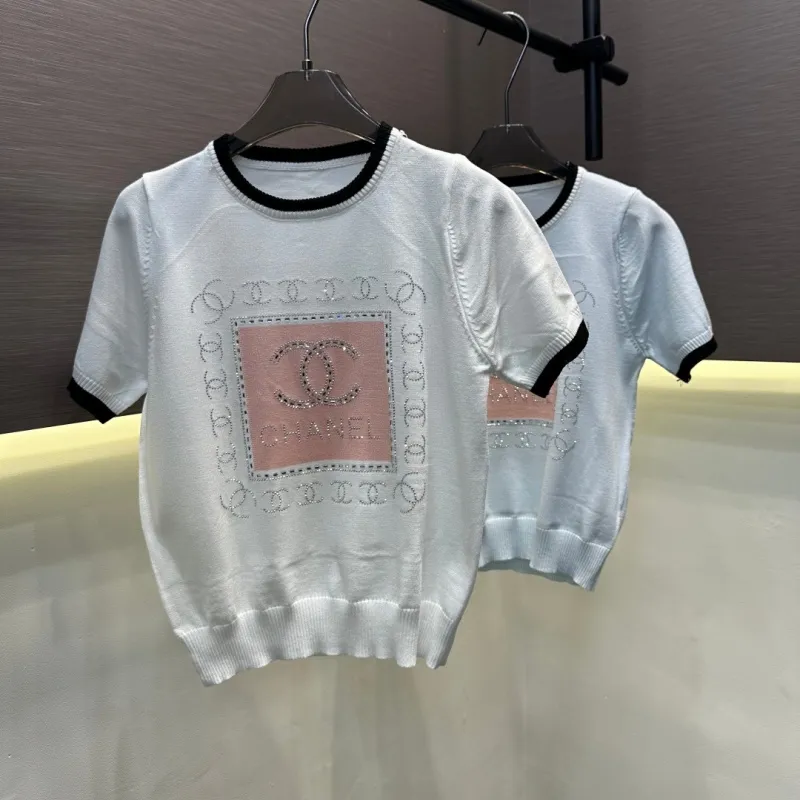 『フリーサイズ』好感度100％ 大人の定番 フェミニン ホットフィックス ストーン 半袖 Ｔシャツ