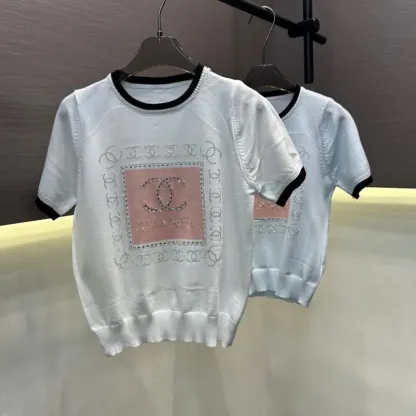 『フリーサイズ』好感度100％ 大人の定番 フェミニン ホットフィックス ストーン 半袖 Ｔシャツ