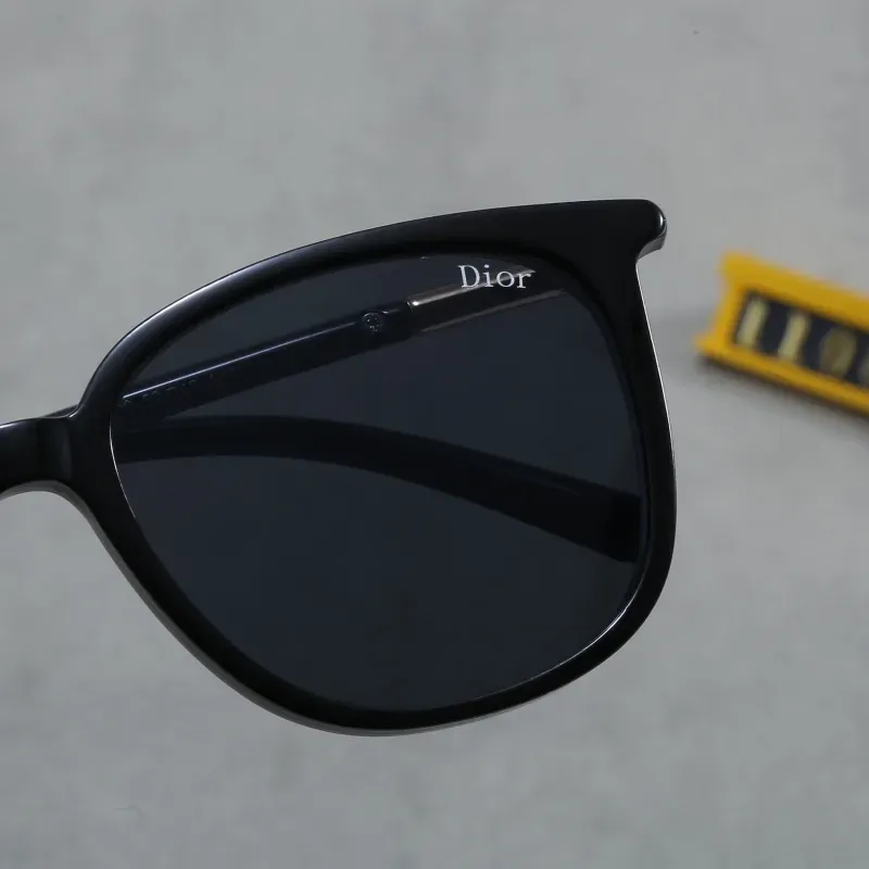 売り切れ必至 繊細トレンド シンプル 気質いい サングラス