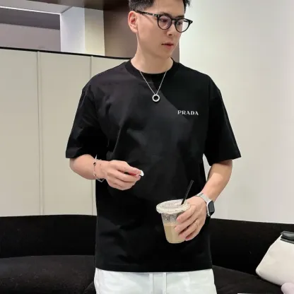 『S-4XL』激売れ中 スタイリッシュシンプル 快適 手触り良く合わせやすい Ｔシャツ