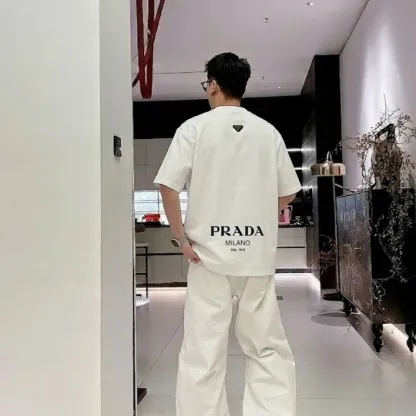 『S-4XL』激売れ中 スタイリッシュシンプル 快適 手触り良く合わせやすい Ｔシャツ