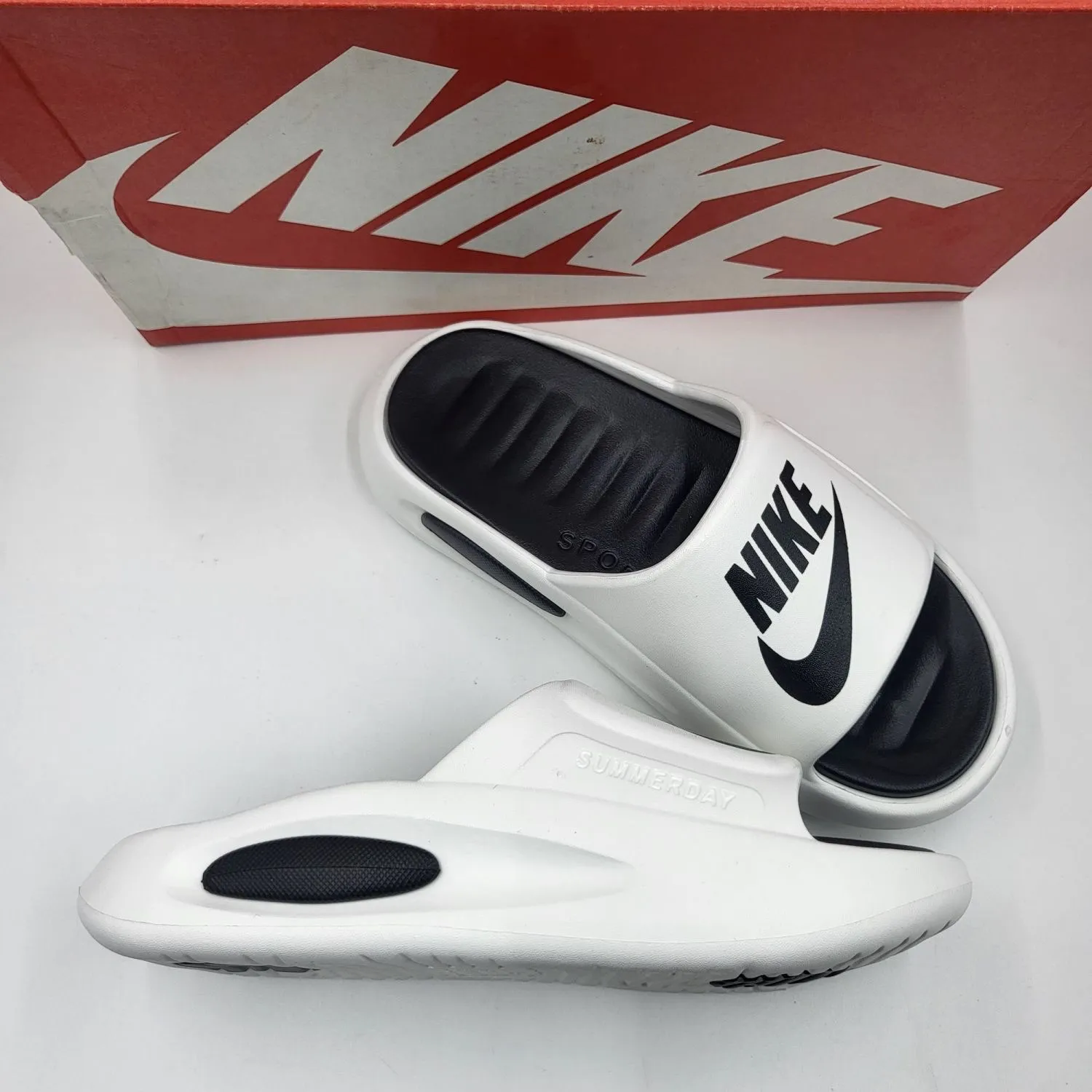 着心地良い ユニセックス 柔らかい 快適な履き心地 軽量スリッパ