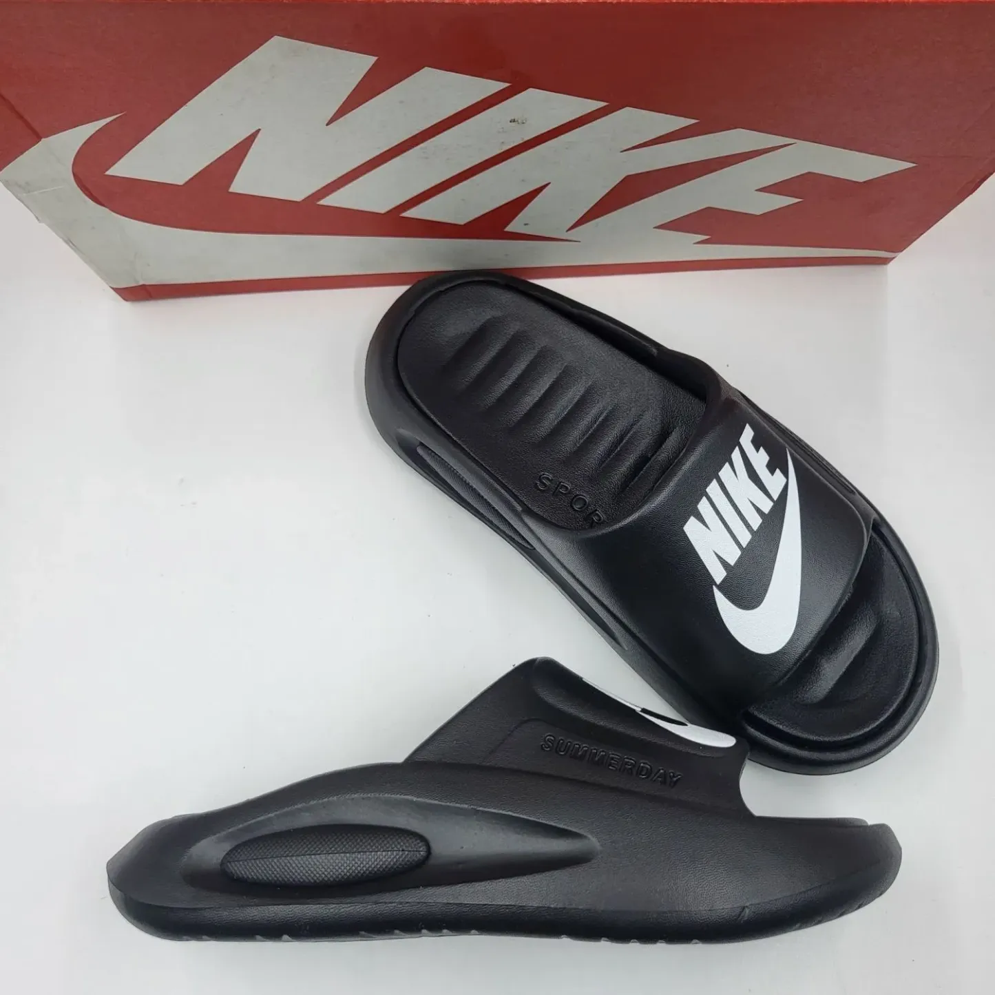 着心地良い ユニセックス 柔らかい 快適な履き心地 軽量スリッパ