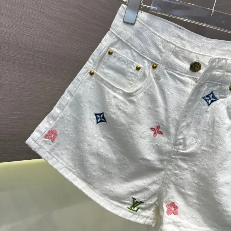 『S-XL』話題沸騰中 取り入れたい おしゃれ 刺繍 デニム ショートパンツ