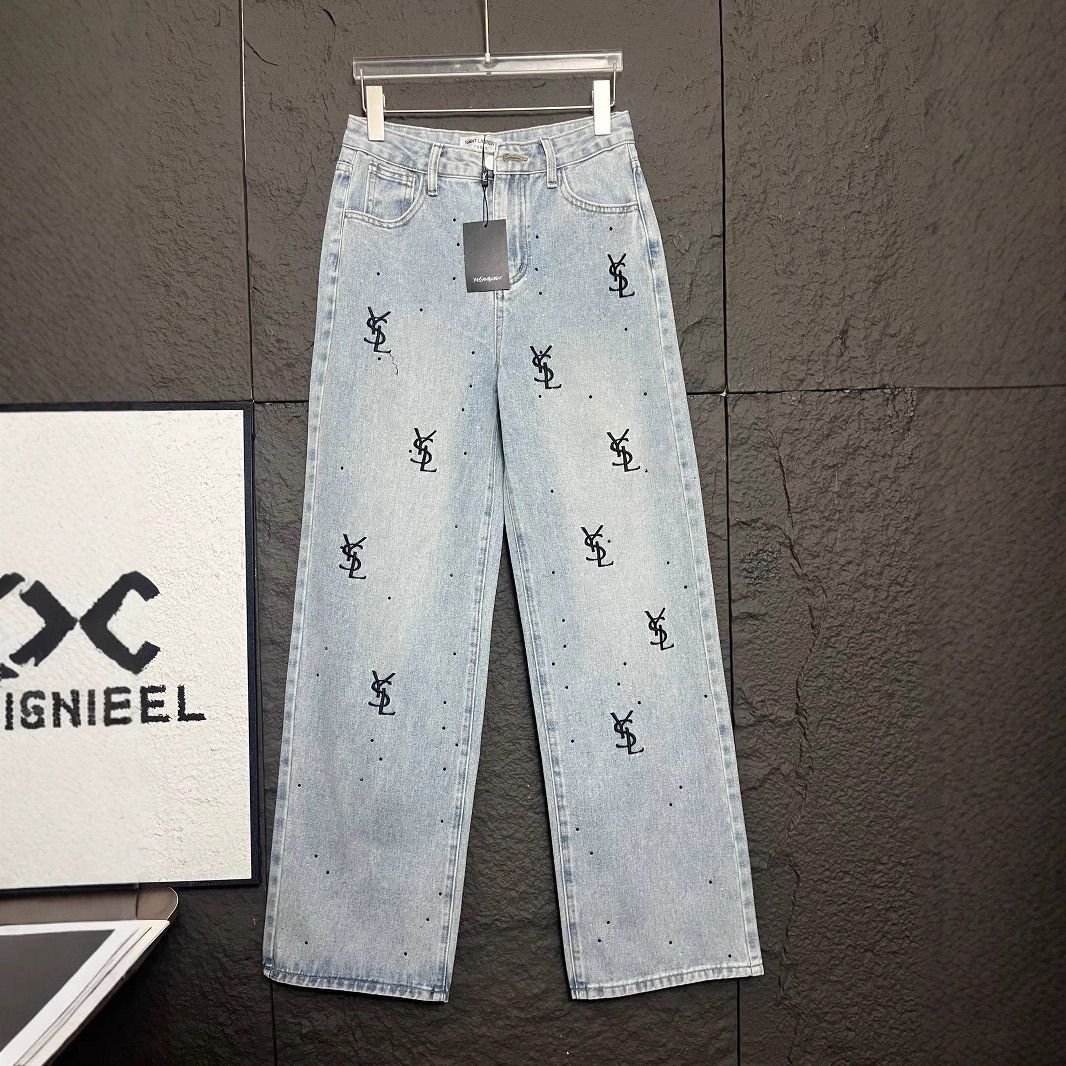 『S-XL』ラインストーンの文字刺繍が施された、最新のトレンドデザインのストレートレッグレディースジーンズ