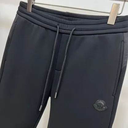 秋冬人気アイテム、裏起毛厚手スウェットパンツ、ストレッチ素材でスタイリッシュなジョガーパンツ