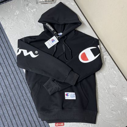 2025ストリートスタイルプリントパーカー。トレンド感満載で男女兼用。