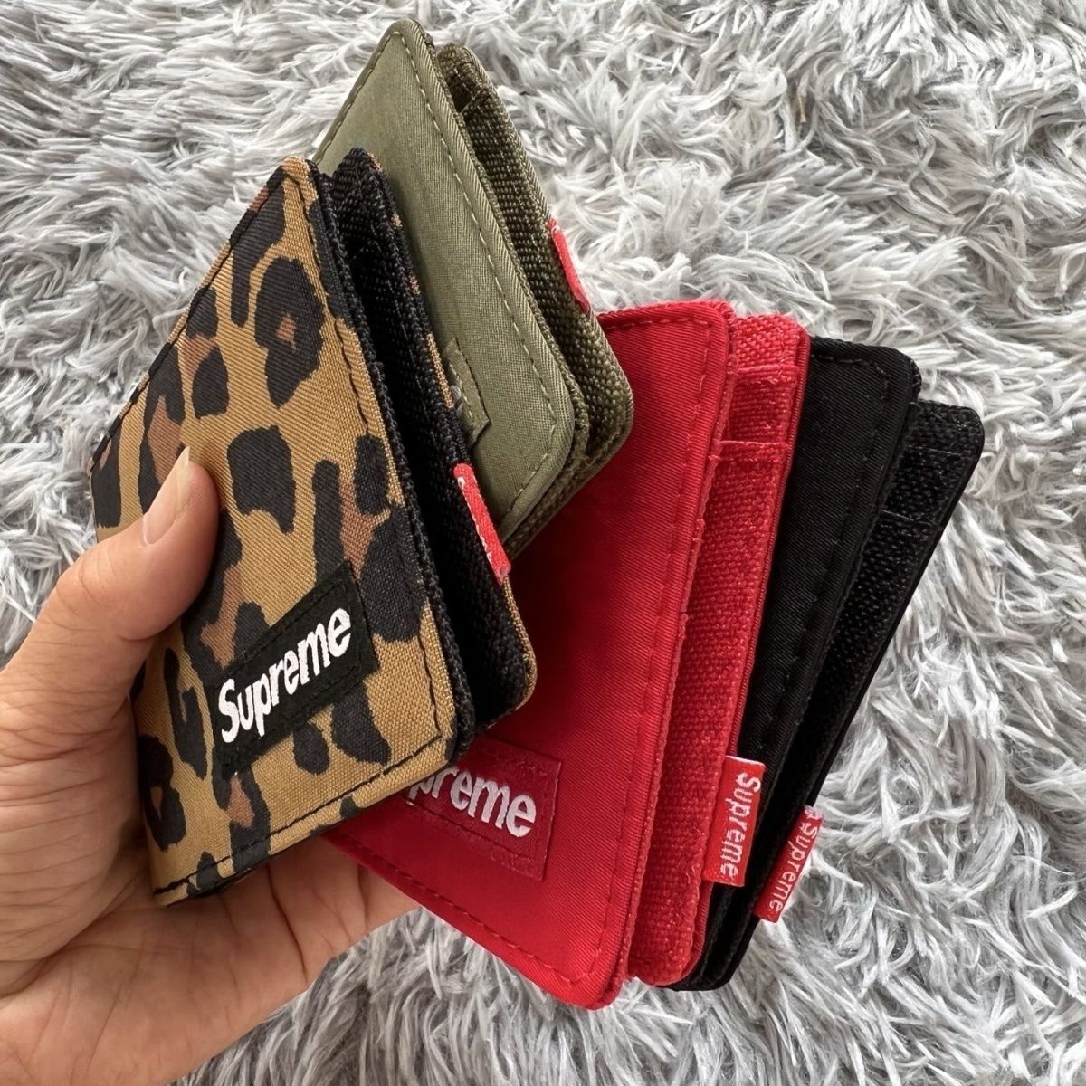 トレンドの財布、スタイリッシュな小銭入れ、カードホルダー
