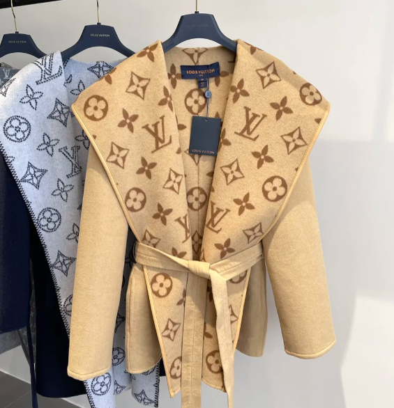 人気の新しいエレガントなベルト付きウールコート、ゆったりとしたフード付きウールジャケット、2025年秋冬