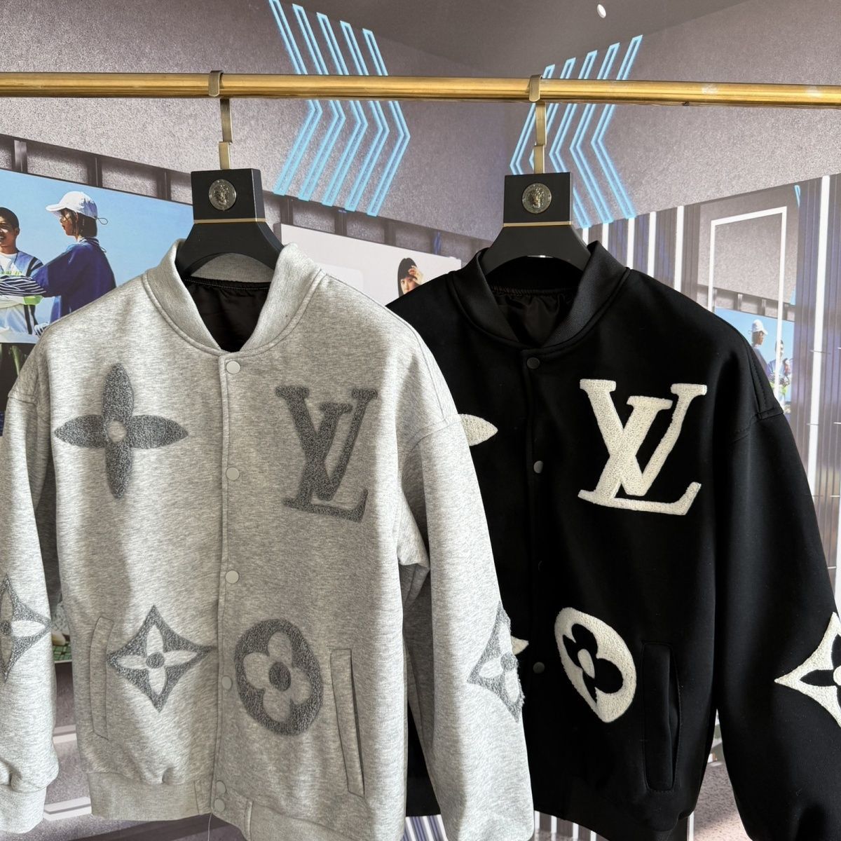 レトロなヘビーウェイト万能刺繍ジャケット、新しいカップルのルーズカジュアルジャケット