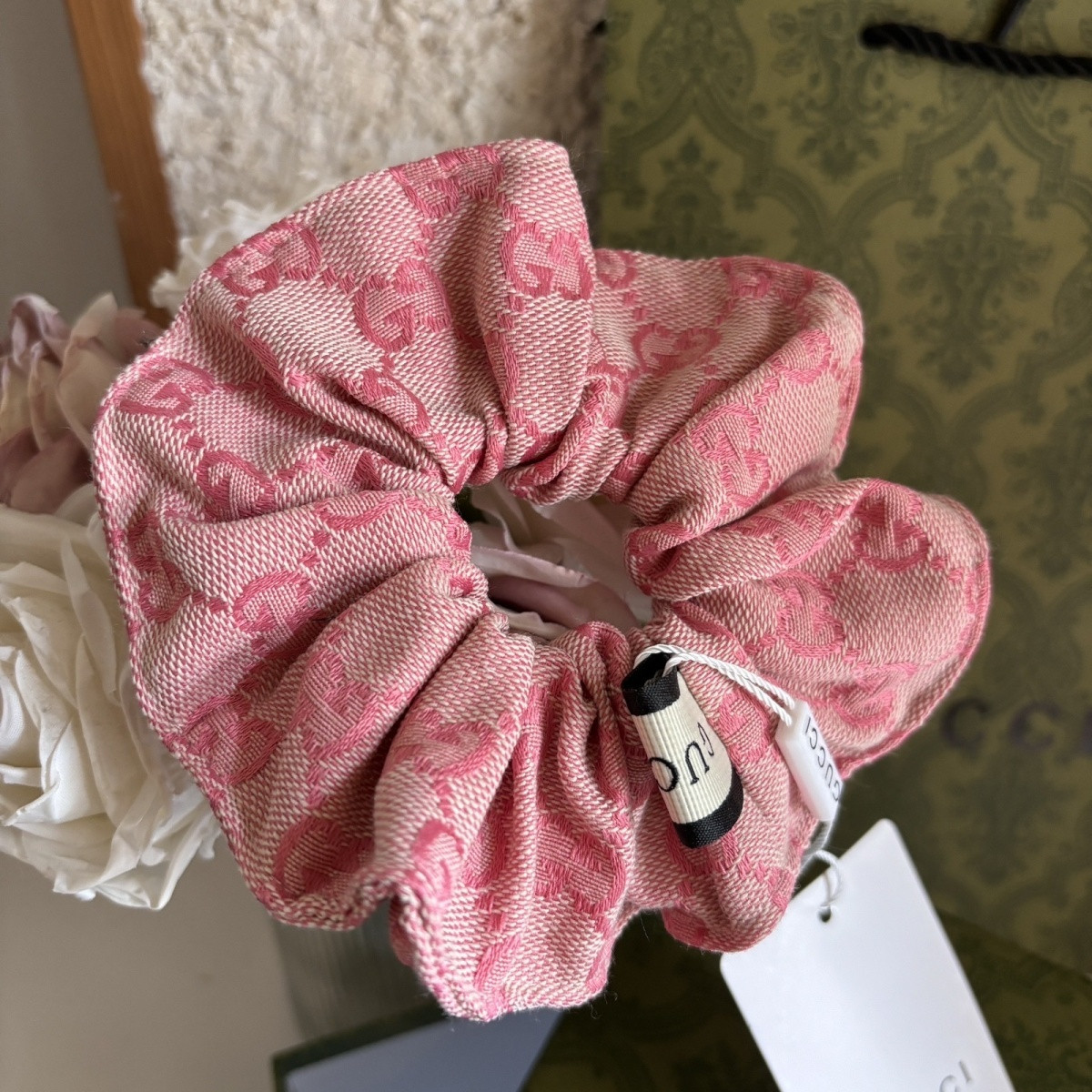 質感のいい 合わせやすい ファッション シュシュ ヘアゴム ヘアアクセサリー