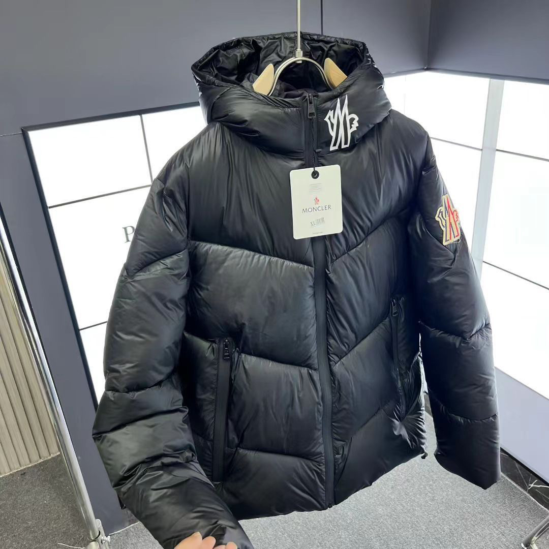 新しい冬のフード付き刺繍入り厚手のカップル綿詰めコート/ジャケット、暖かいアウターウェア