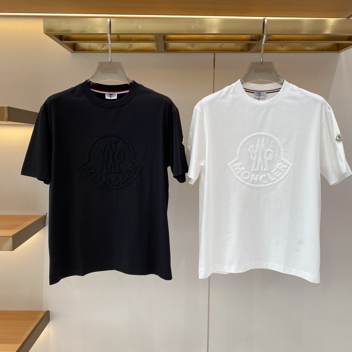 【M-3XL】春夏の新作、万能刺繍クルーネックカジュアル半袖Tシャツ