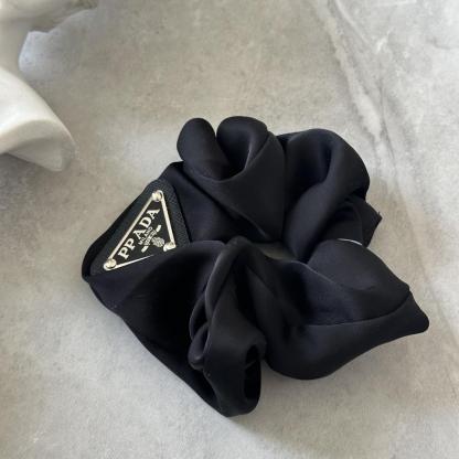 女性用の高級ヘア タイ、ヘア ロープ、ゴム バンド、ヘア タイ、多目的ヘア アクセサリーの新商品。