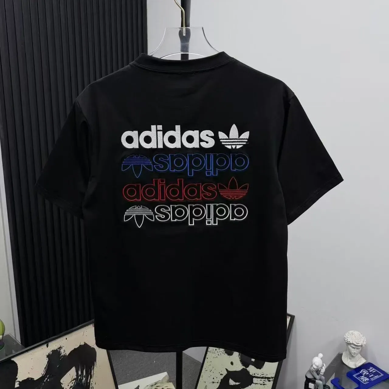 『S-2XL』夏新作 メンズ 刺繍入り ゆったりフィット トレンディ クルーネック 半袖 カジュアル Tシャツ