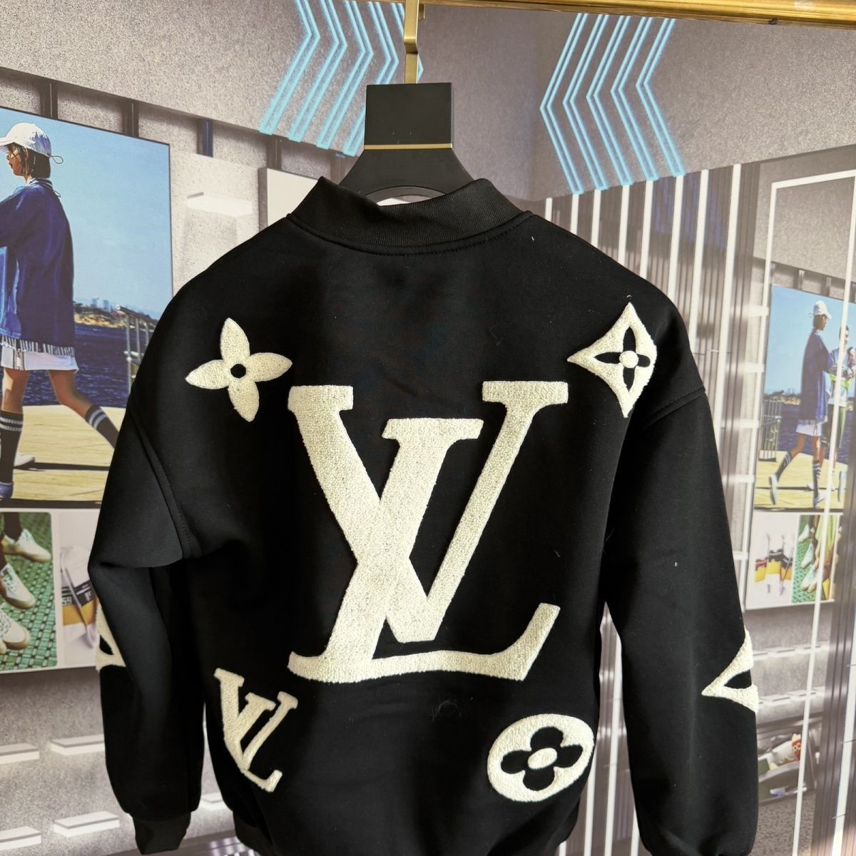 レトロなヘビーウェイト万能刺繍ジャケット、新しいカップルのルーズカジュアルジャケット