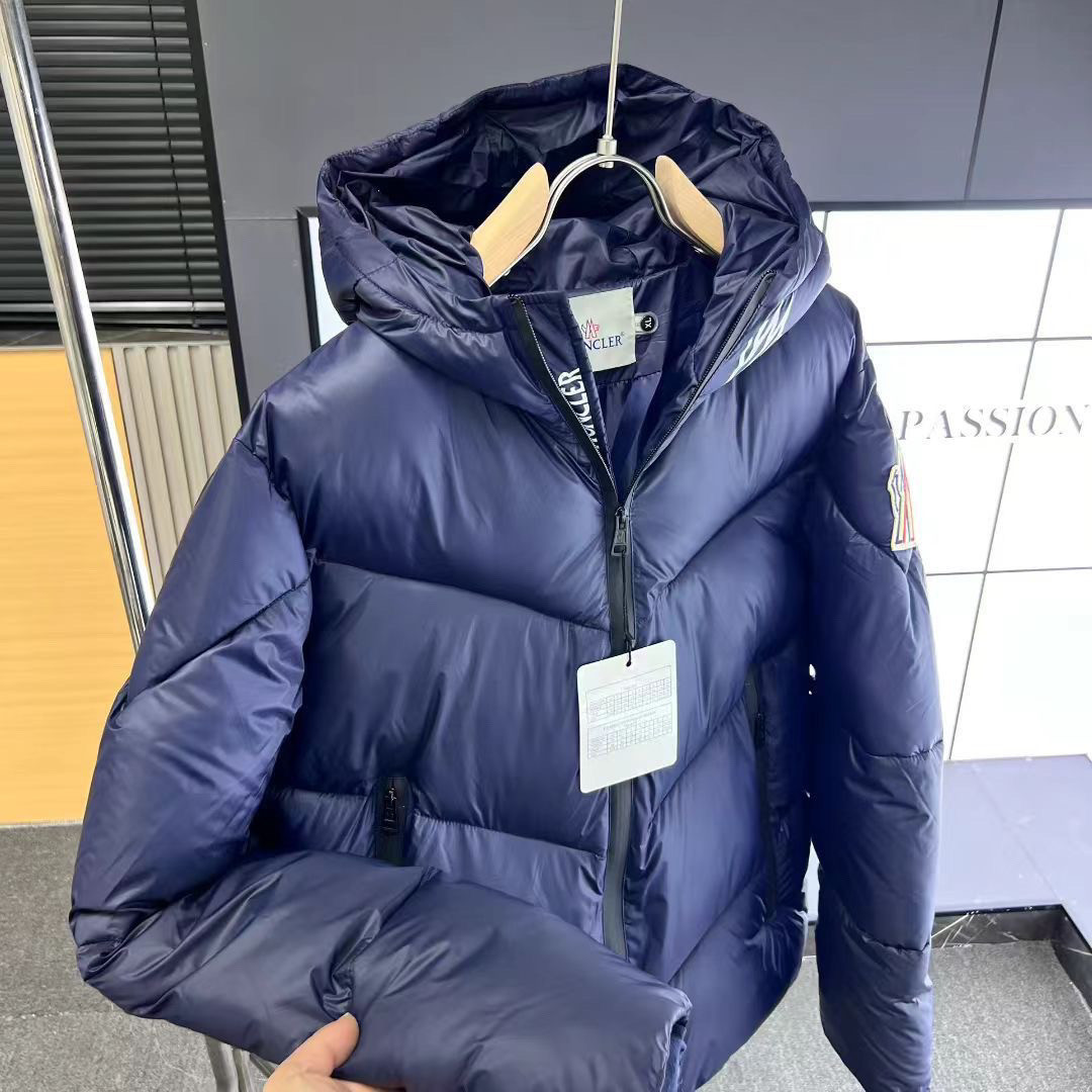 新しい冬のフード付き刺繍入り厚手のカップル綿詰めコート/ジャケット、暖かいアウターウェア