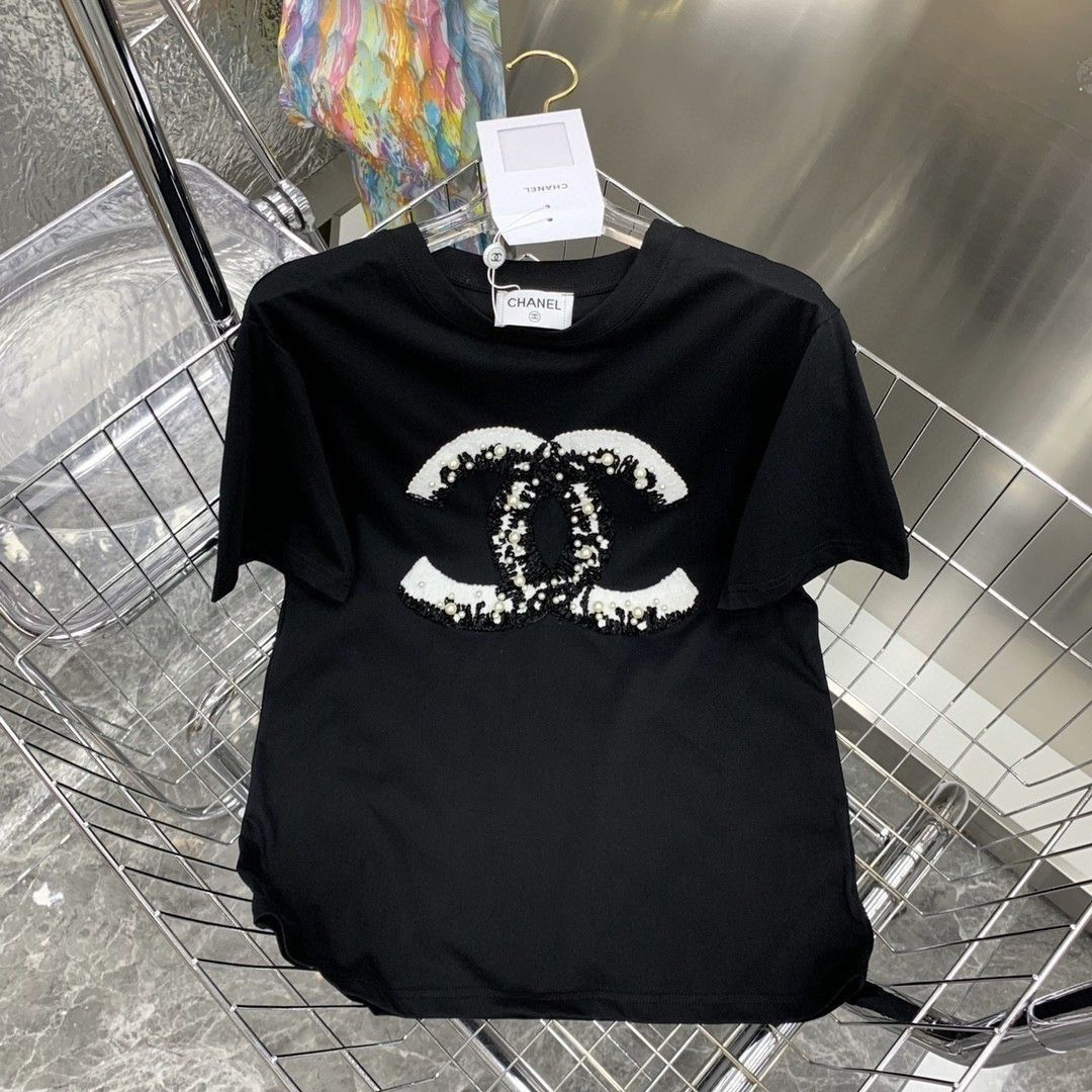 夏の新作、丈夫なビーズ付き純綿の半袖ゆったりカジュアルラウンドネックTシャツ。多用途に使えます。