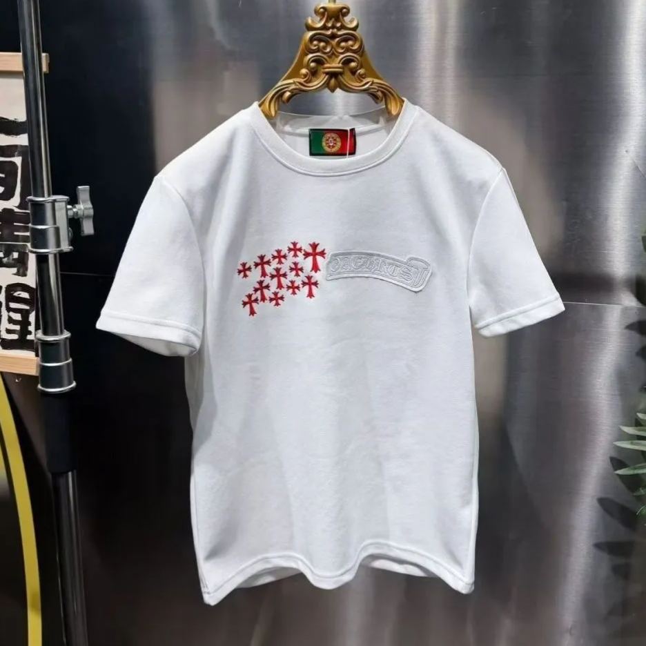 【L-5XL】秋冬カジュアルクルーネック半袖トレンディラグジュアリーTシャツトップス、重厚な刺繍入り
