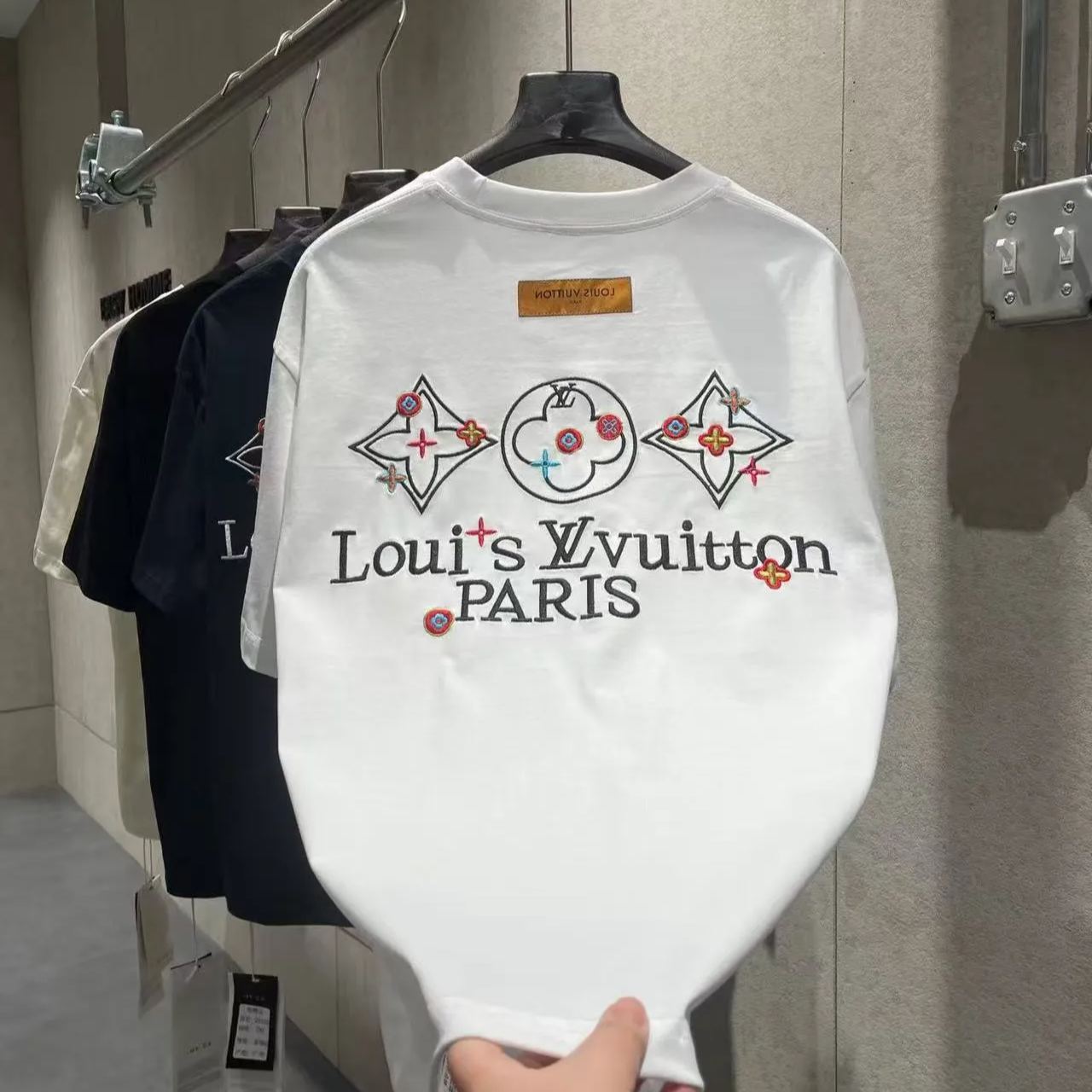 『L-5XL』夏の新着ユニセックストレンドファッションカジュアル刺繍メンズ半袖Tシャツ