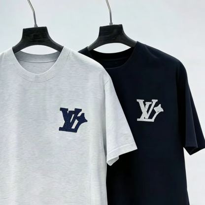 『M-2XL』今季のマストアイテム トレンド 品がある 快適 合わせやすい Ｔシャツ