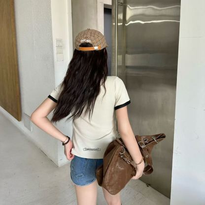 夏のトレンド半袖シャツ、スリムに見えるトップス