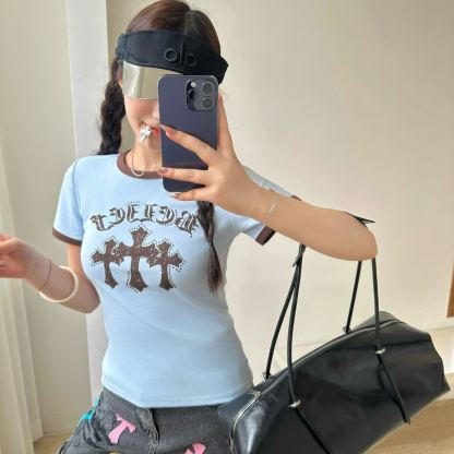 夏のトレンド半袖シャツ、スリムに見えるトップス