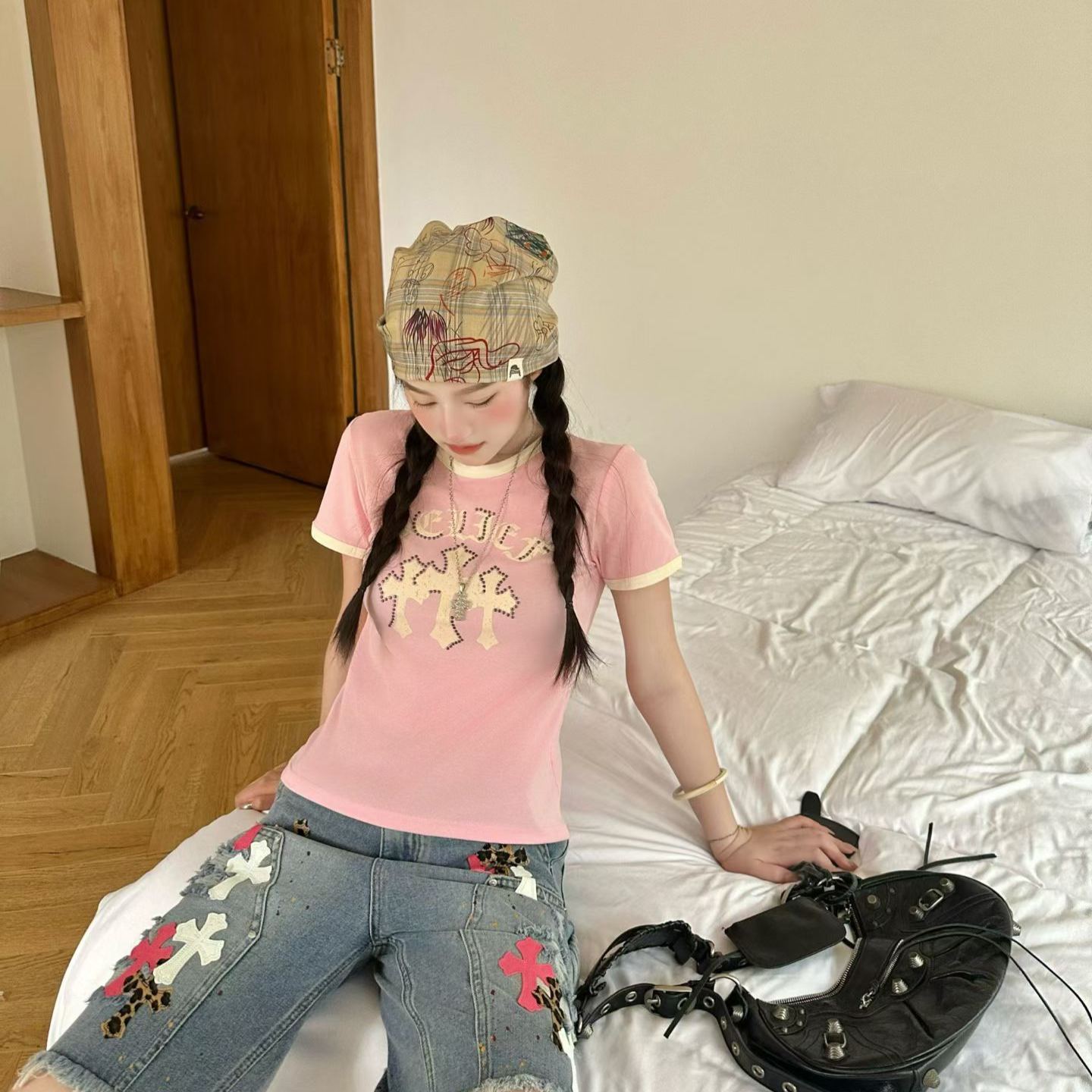 夏のトレンド半袖シャツ、スリムに見えるトップス