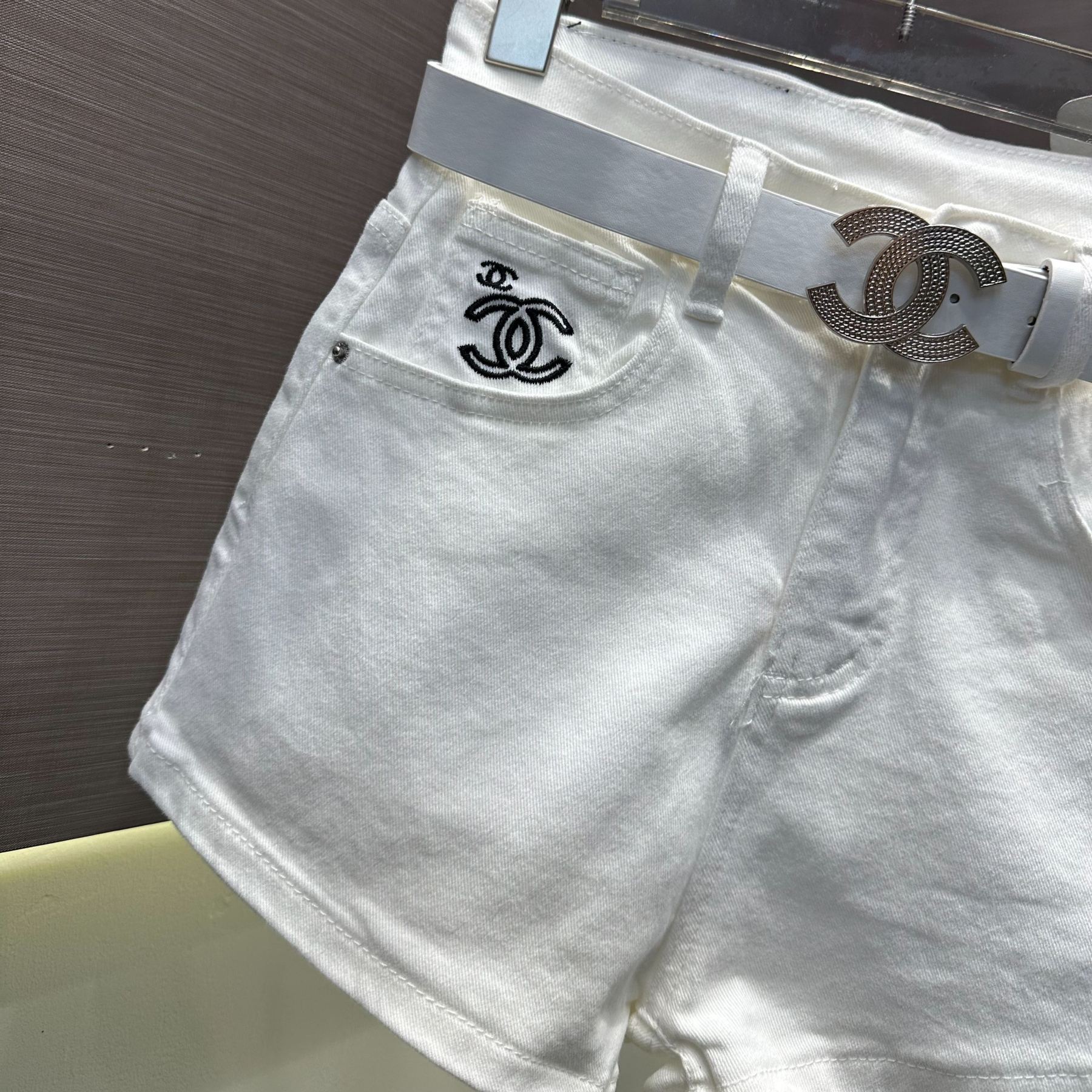 [Copy]春らしい刺繍入りの丈夫なストレートレッグハイウエストワイドレッグジーンズ、万能デニムパンツ