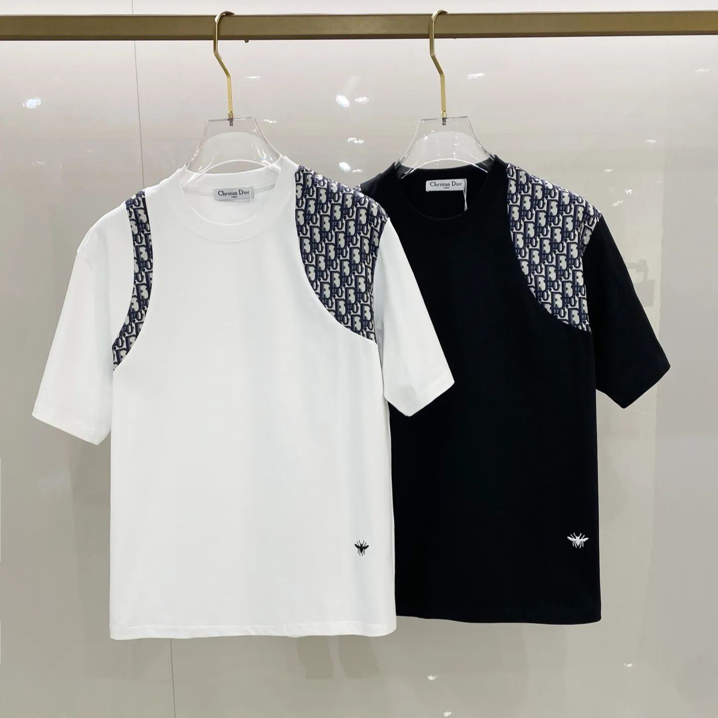 新作ラウンドネックスタイリッシュ半袖トップス、夏のトレンド万能トップス