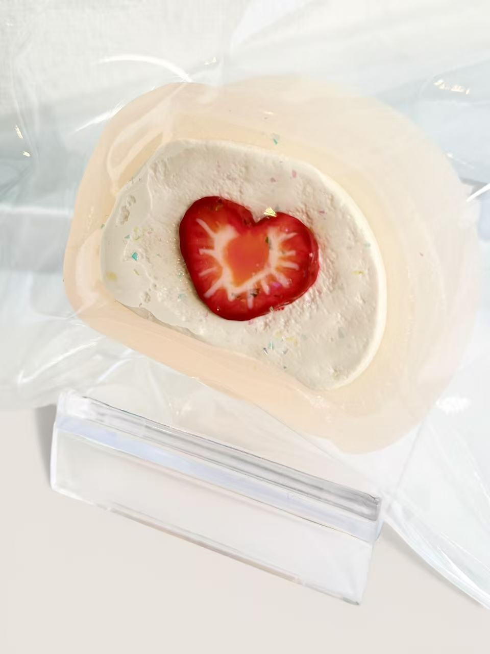 ★★★いちごロール まんまリアル