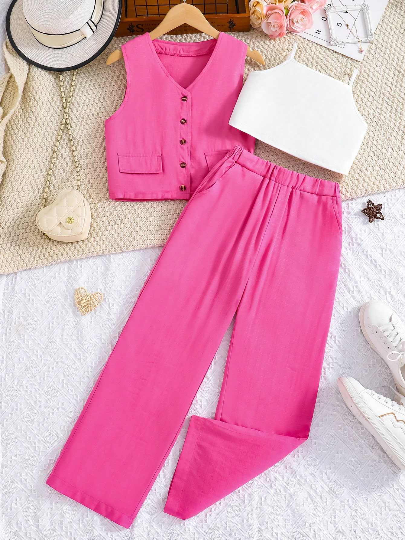 Girls' (large) vest set