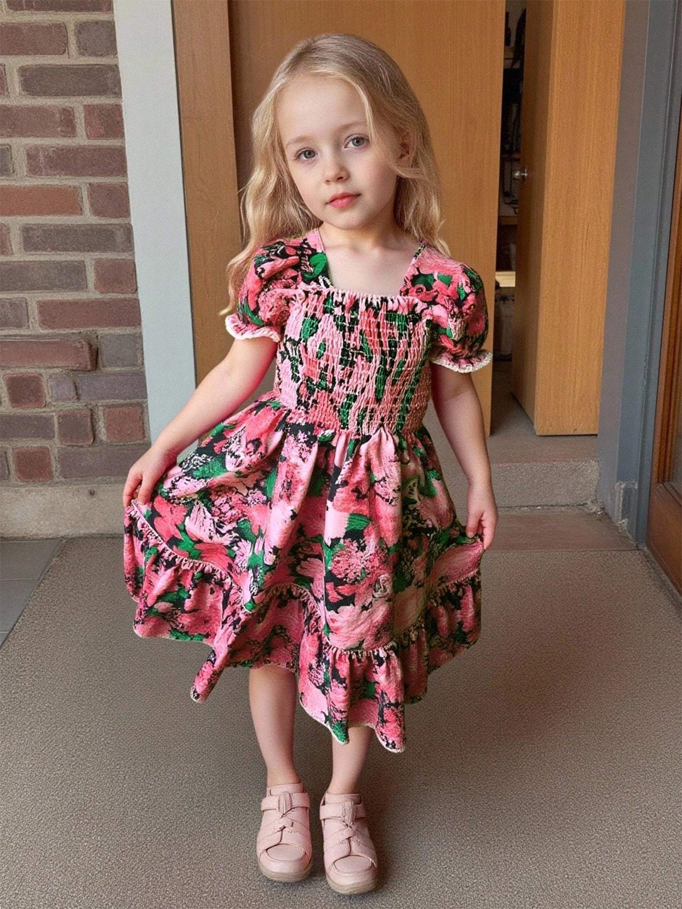 Girls' (small) dress