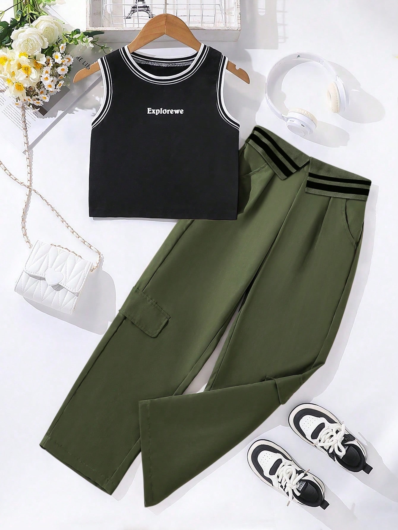 Girls' (large) vest set