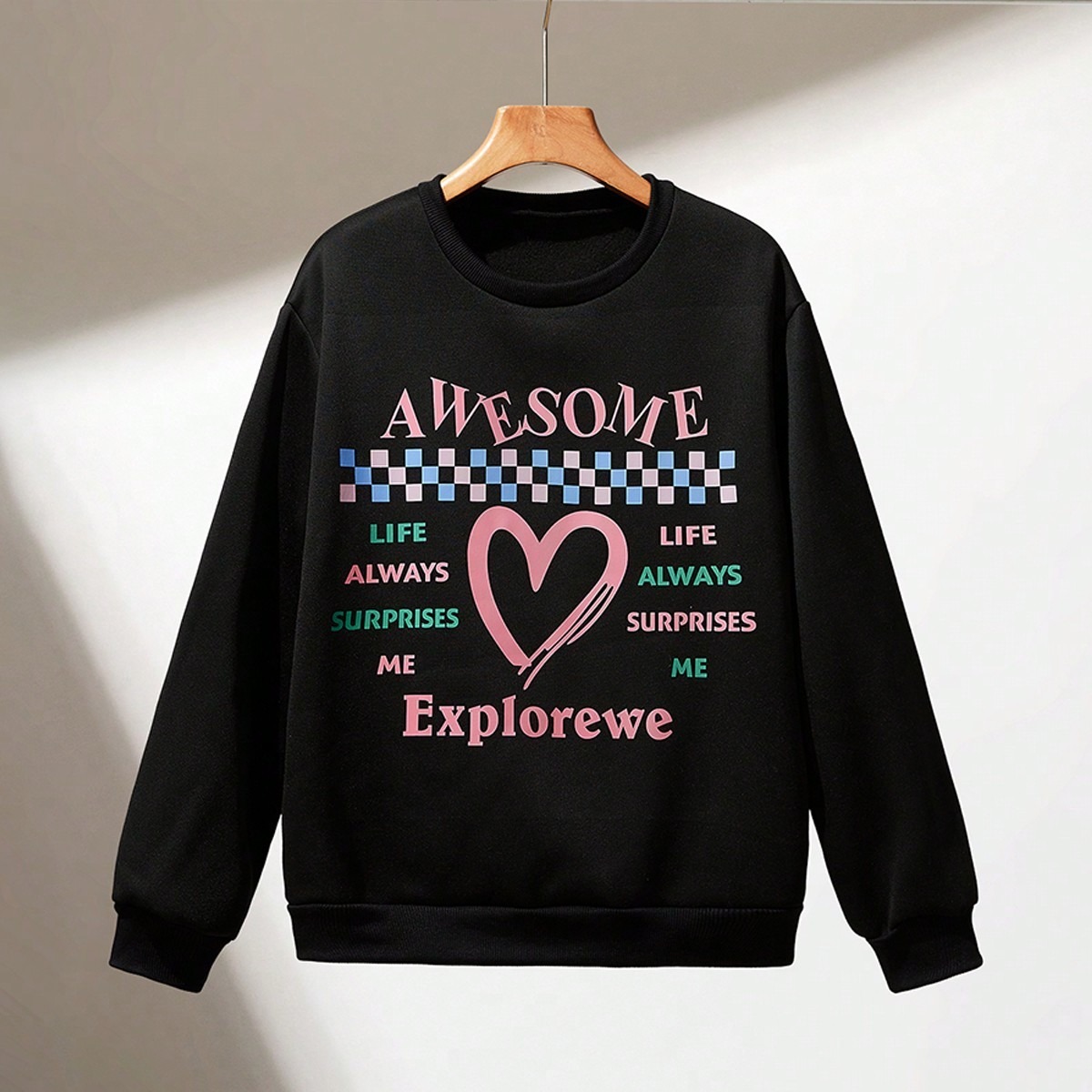  Teenage Girls' Hooded Sweatshirt