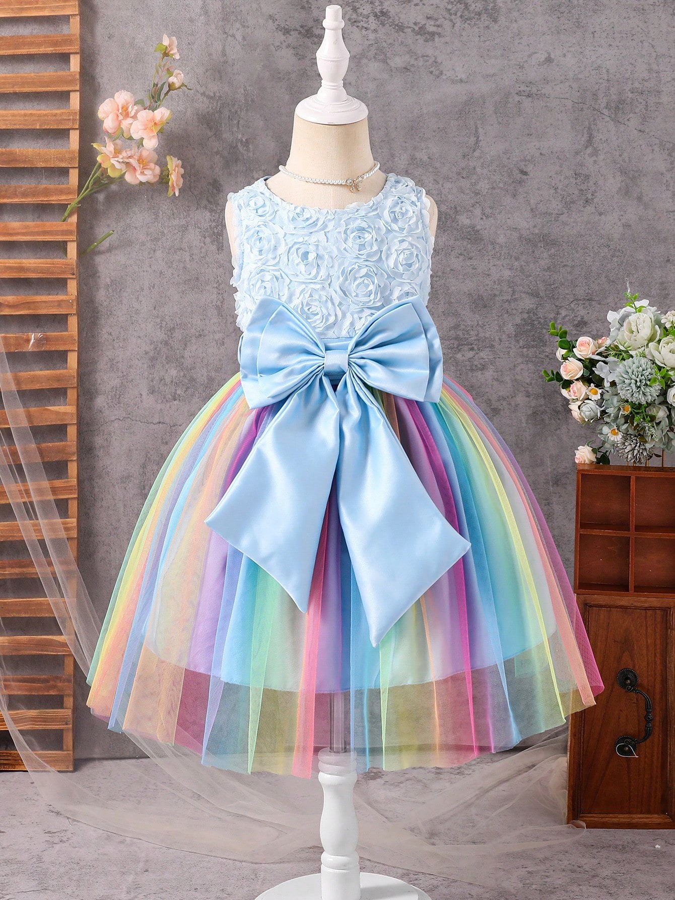 Young Girls' Formal Dresses