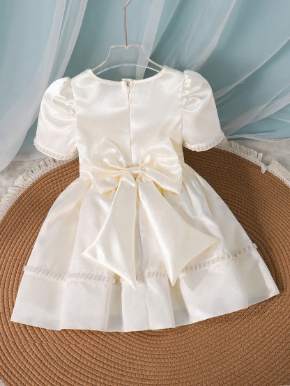 Young Girls' Formal Dresses