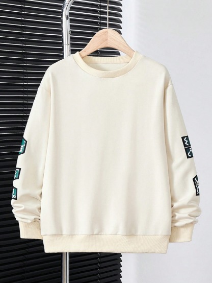  Teenage Girls' Hooded Sweatshirt