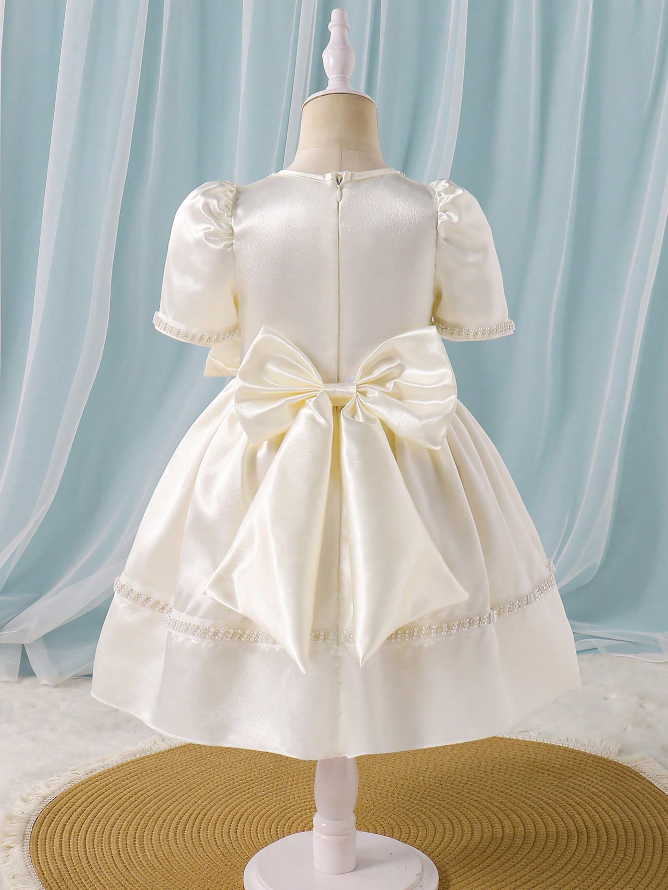 Young Girls' Formal Dresses