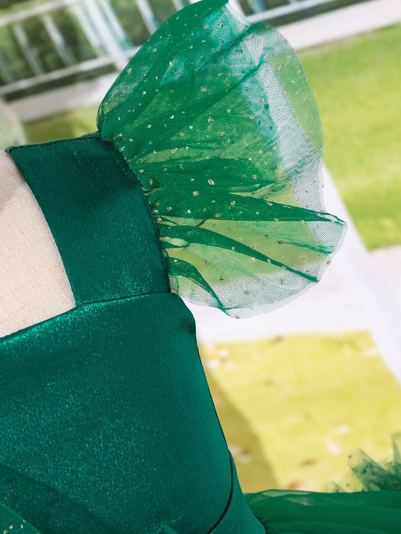 Young Girls' Formal Dresses