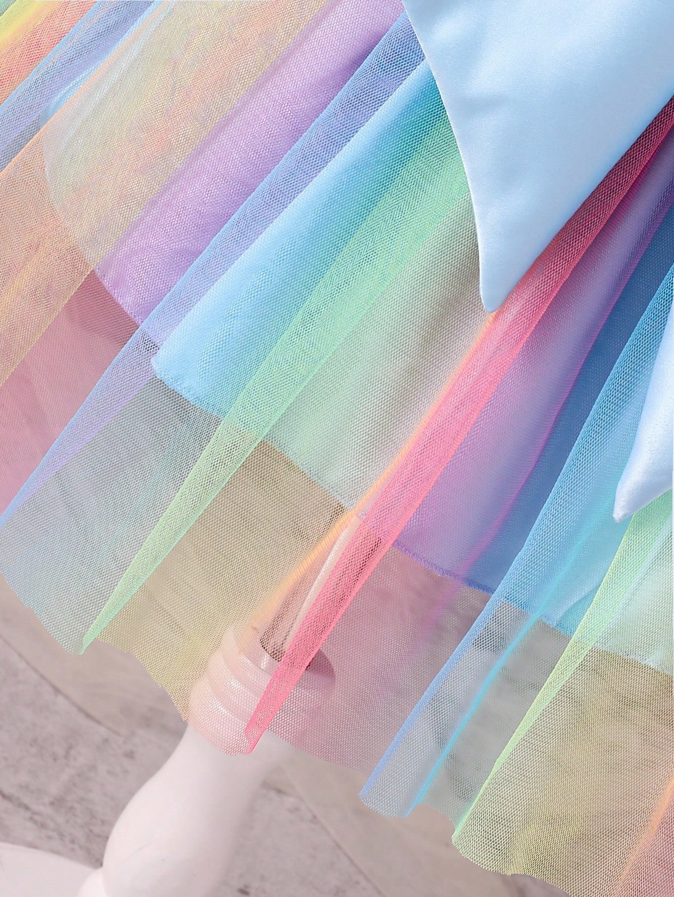 Young Girls' Formal Dresses