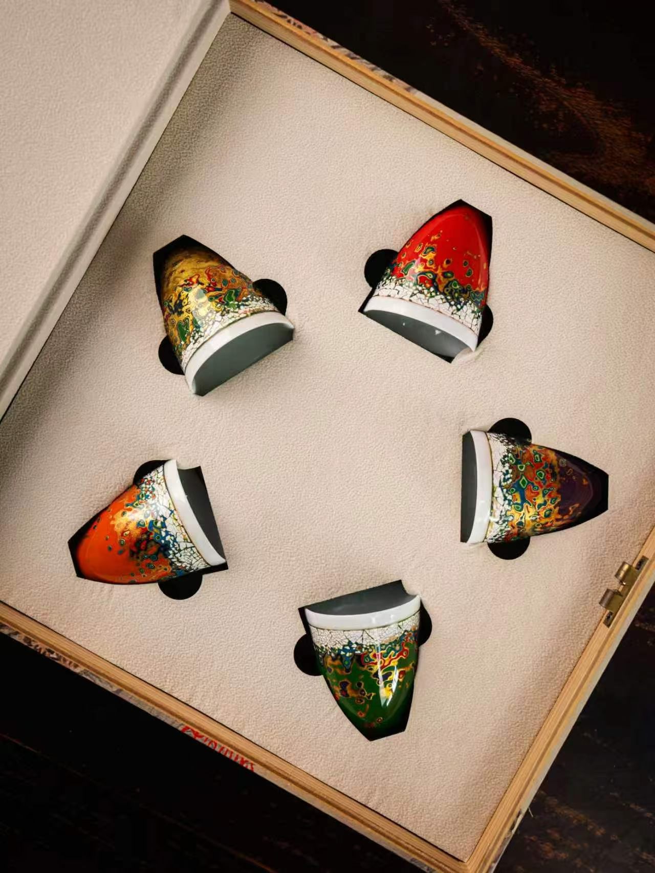 Oriental Multi-Color Marbled Lacquer Tea Cup Set, Five Unique Natural Lacquer Fragrance Cups With Luxury Gift Box