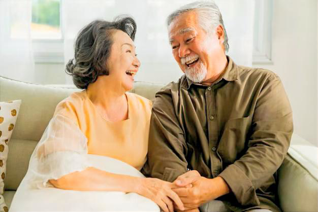 E older couple end pic