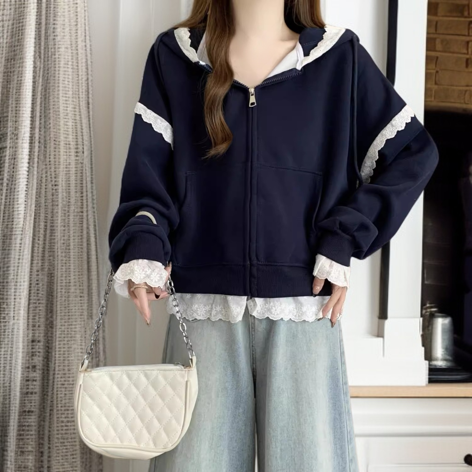 春秋向けレディースレースカーディガンのコーディネート例