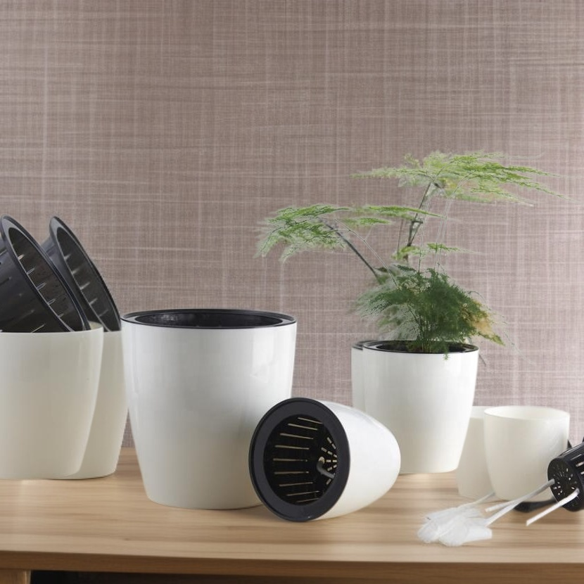 Self-Watering Plastic Flower Pot 