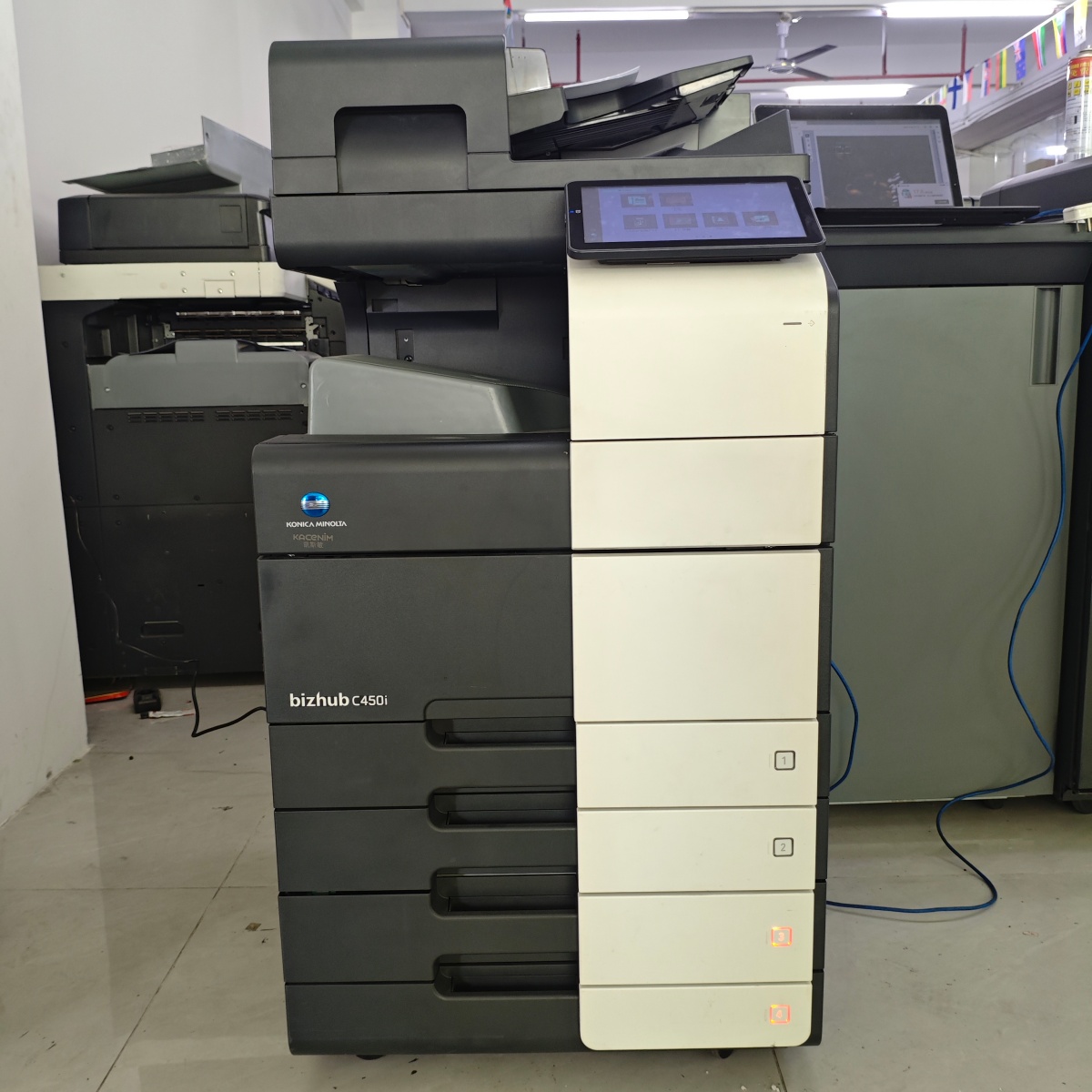 refurbished Konica Minolta Bizhub C450i photocopay machine